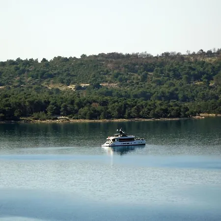 Cvita Τρογκίρ